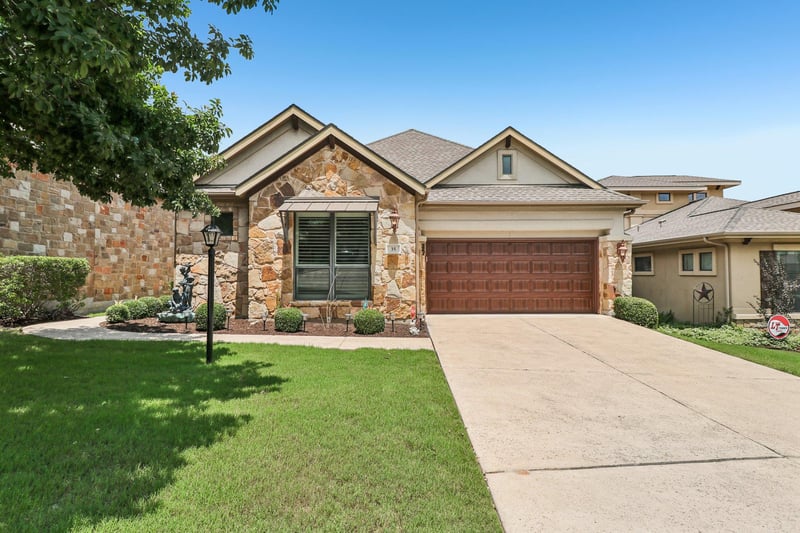 Virtual tour of 35 Prestonwood CIR