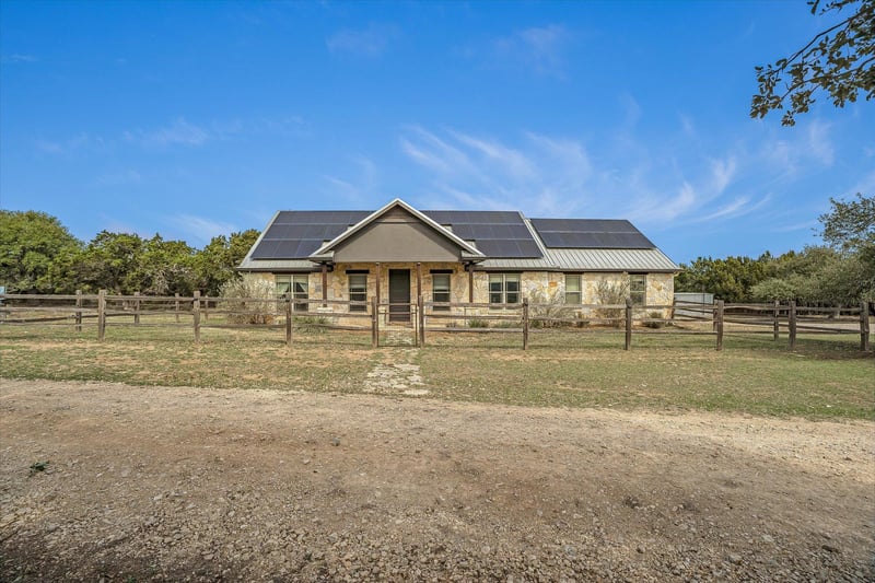 Virtual tour of 3501 Pursley Rd