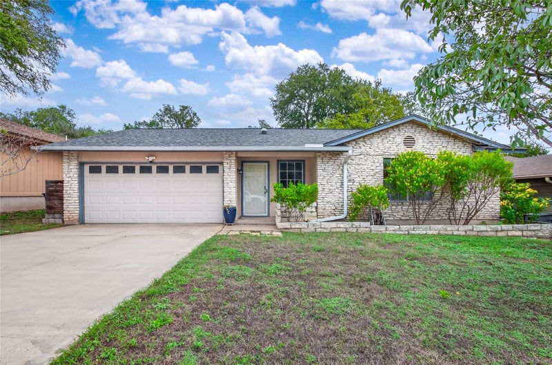 Virtual tour of 3502 Ambleside Dr