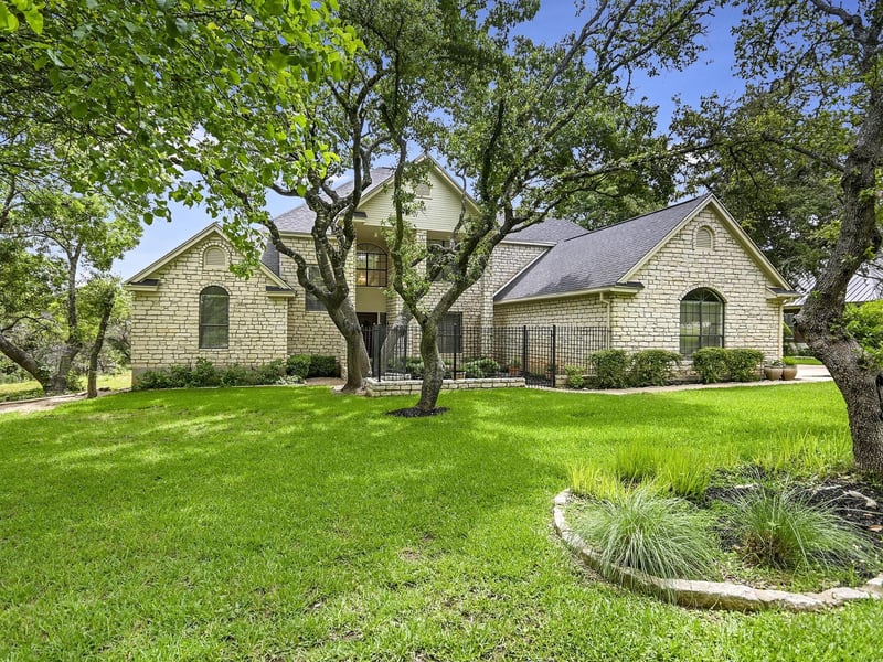 Virtual tour of 3503 Misty Creek DR