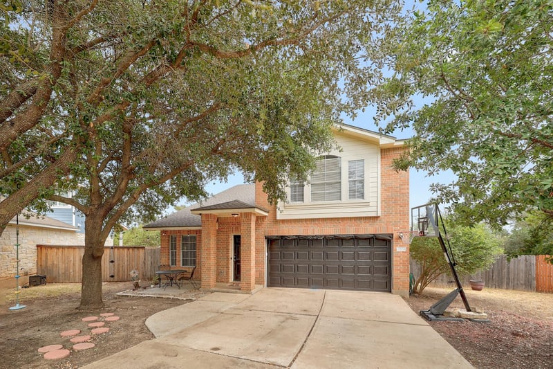 Virtual tour of 3503 Rock Shelf LN