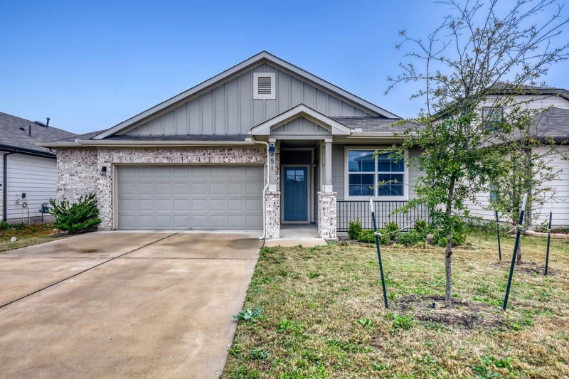 Virtual tour of 351 Town Lake Bnd