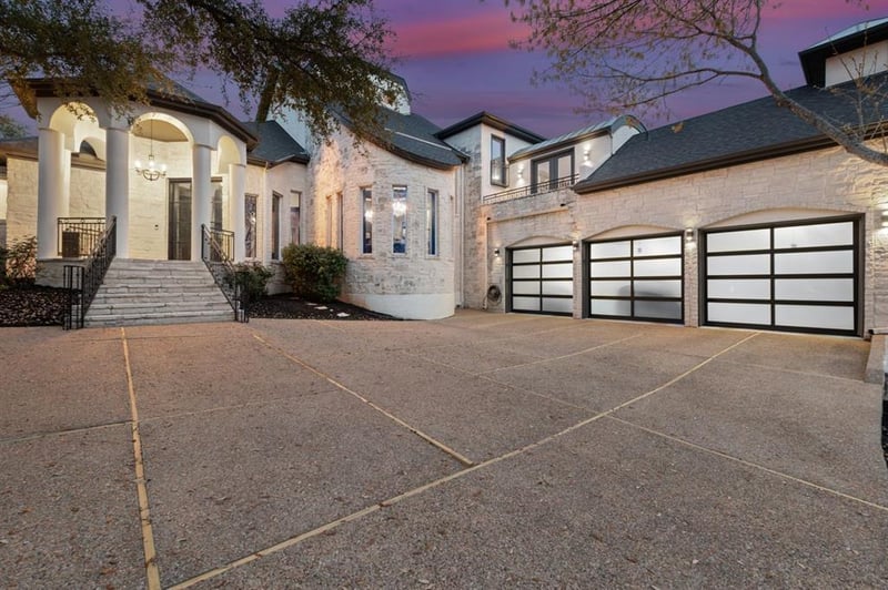 Virtual tour of 3525 Josh LN