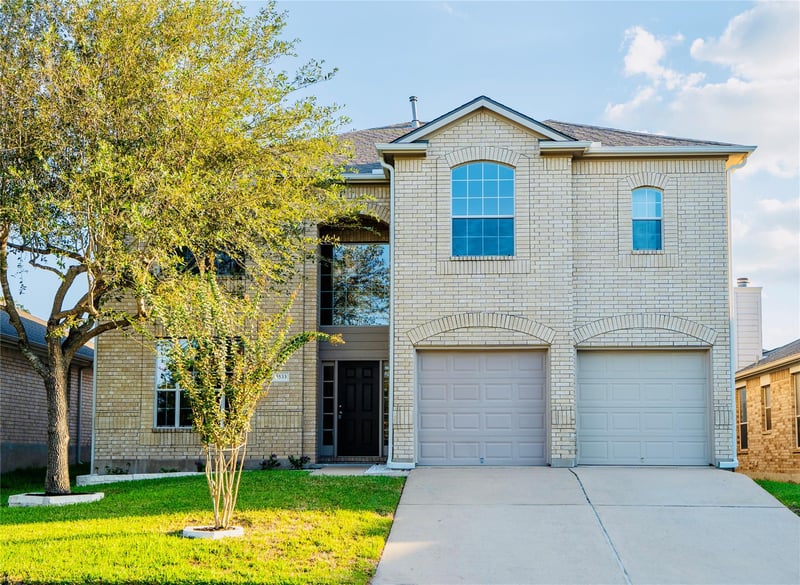 Virtual tour of 3533 Shiraz Loop
