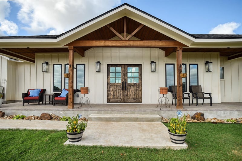 Virtual tour of 3553 Hunt LN
