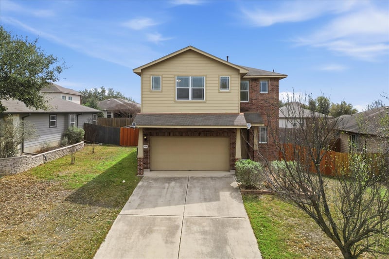 Virtual tour of 359 Bloomsbury Dr