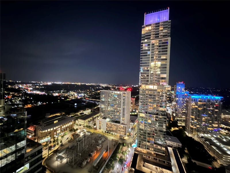 Virtual tour of 360 Nueces ST Unit #3506