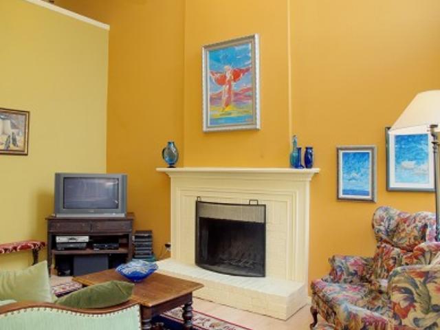 Virtual tour of 3600 Las Colinas Dr Unit #E