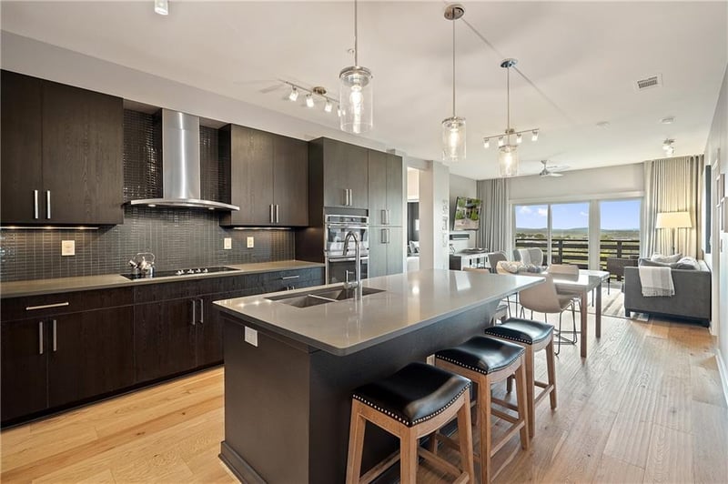 Virtual tour of 3600 S Lamar Blvd Unit #401