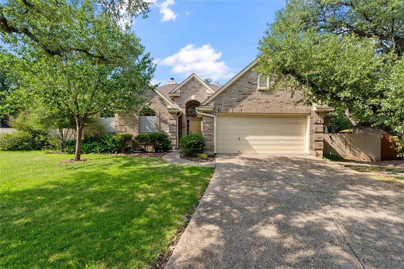 Virtual tour of 3602 Denbar Ct