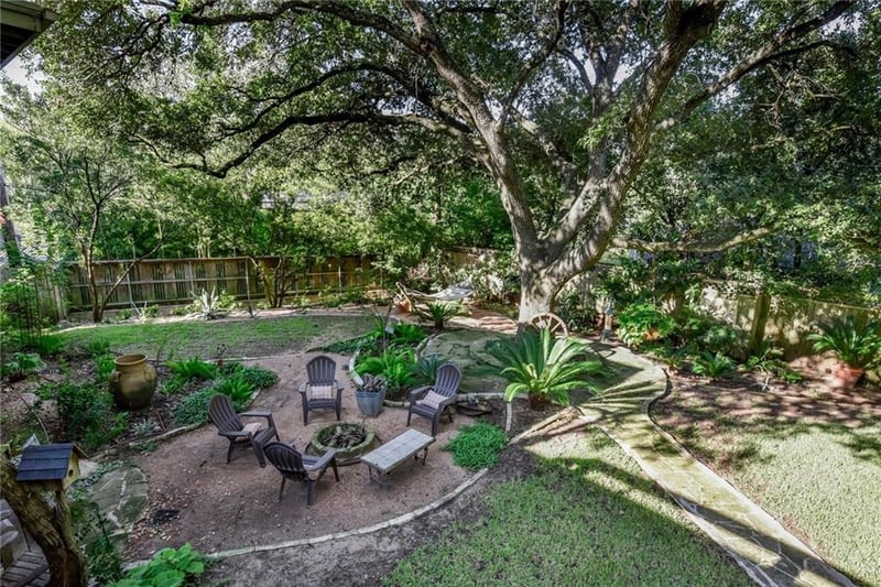 Virtual tour of 3604 Edgemont Dr