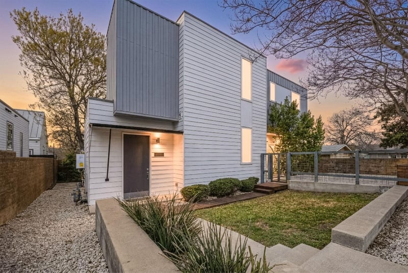 Virtual tour of 3604 Marcae CT Unit #1