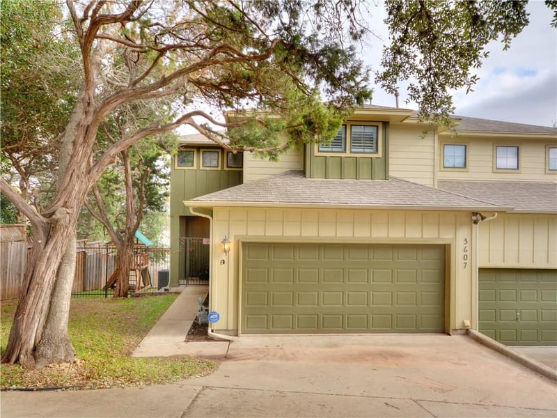 Virtual tour of 3607 Clawson Rd Unit #A