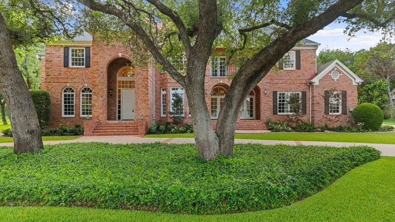 Virtual tour of 3608 Woodcutters WAY