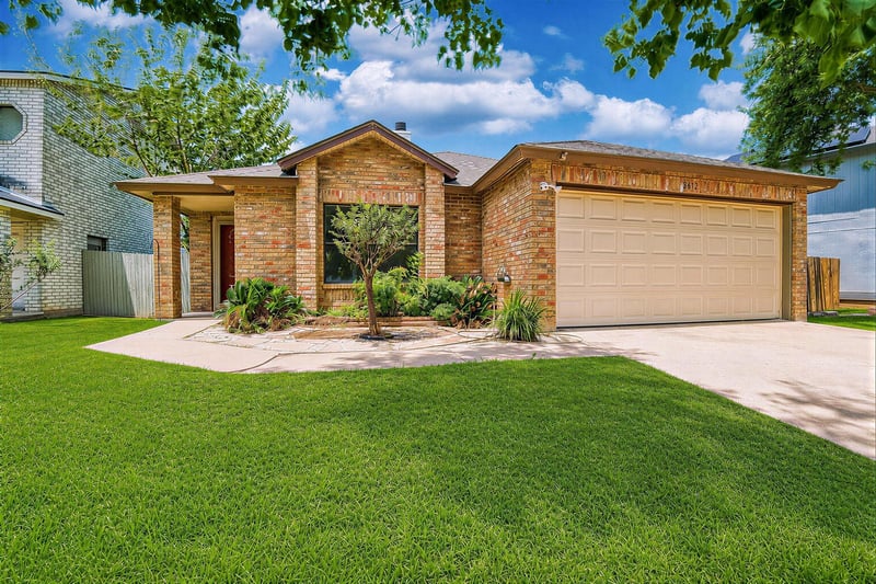 Virtual tour of 3612 Bass LOOP