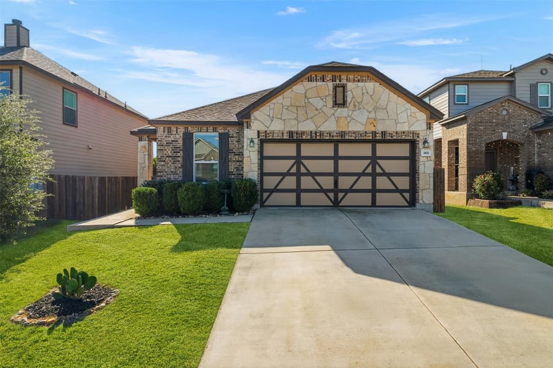 Virtual tour of 365 Conchillos Dr