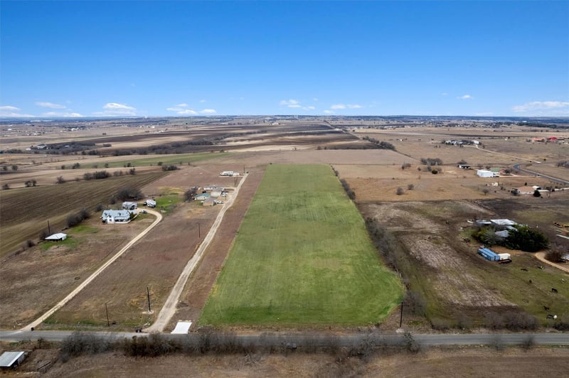 Virtual tour of 365 County Road 153