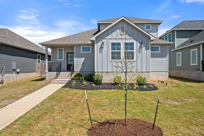 Virtual tour of 368 Banff DR