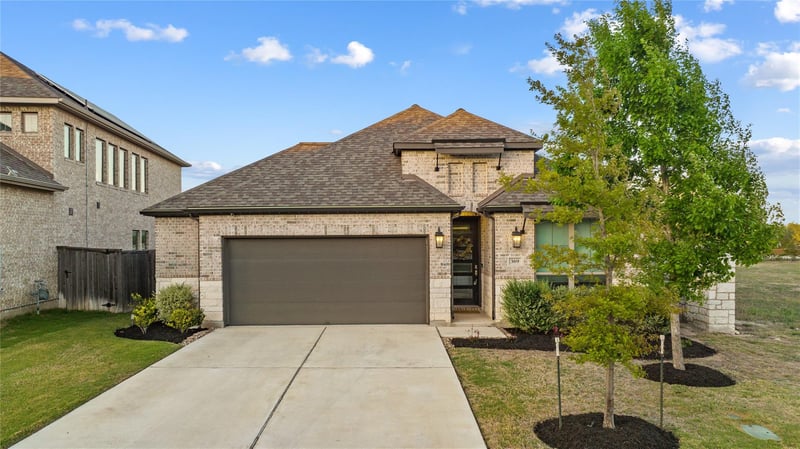 Virtual tour of 369 Cold River RUN