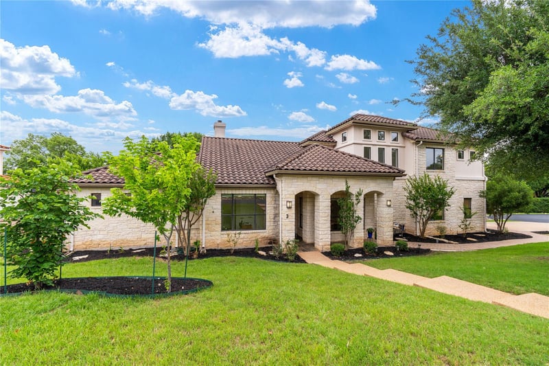 Virtual tour of 37 Autumn Oaks DR