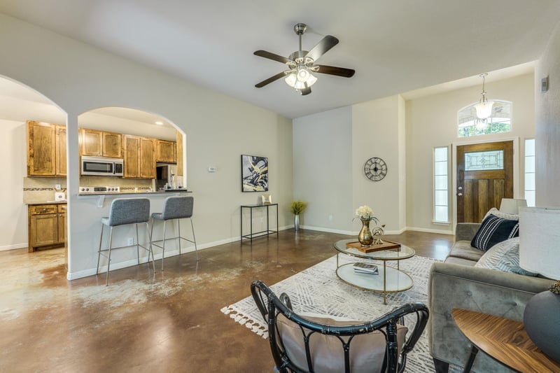 Virtual tour of 37 Pleasant Valley Rd