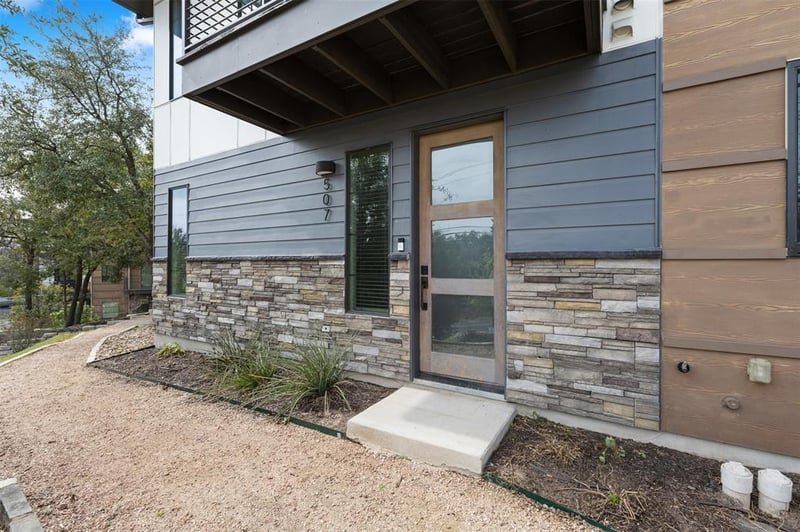 Virtual tour of 3700 Clawson RD Unit #507