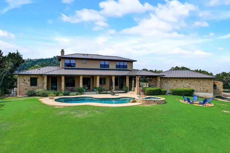 Virtual tour of 3700 Wild Cherry DR