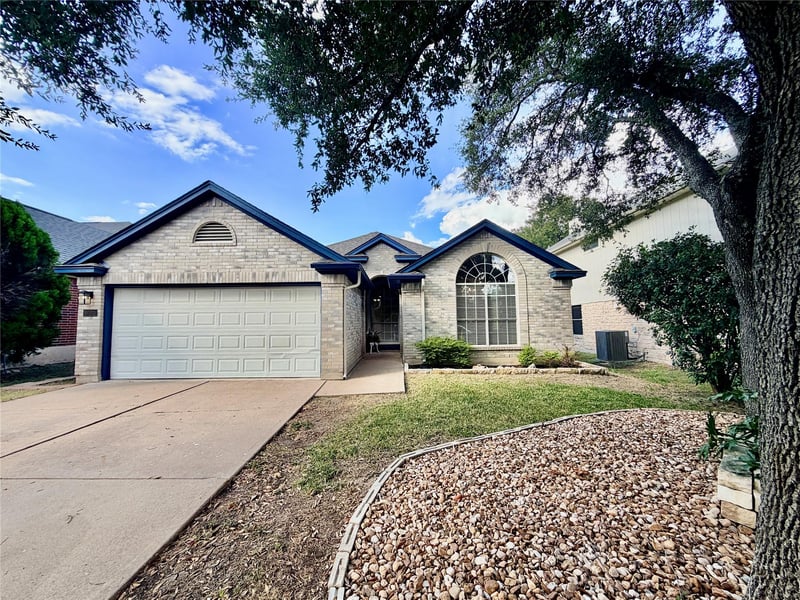 Virtual tour of 3704 Kissman DR