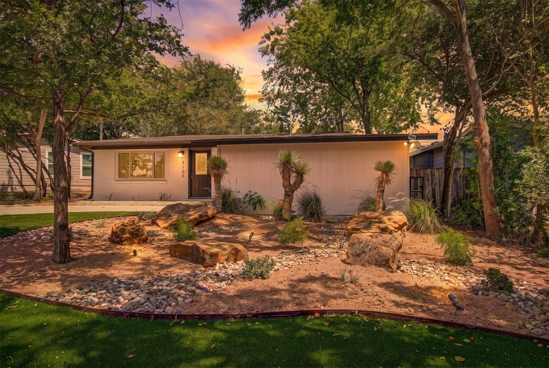 Virtual tour of 3705 Tower View CT