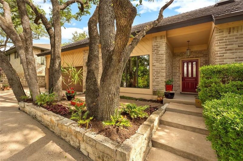 Virtual tour of 3706 Hidden Holw