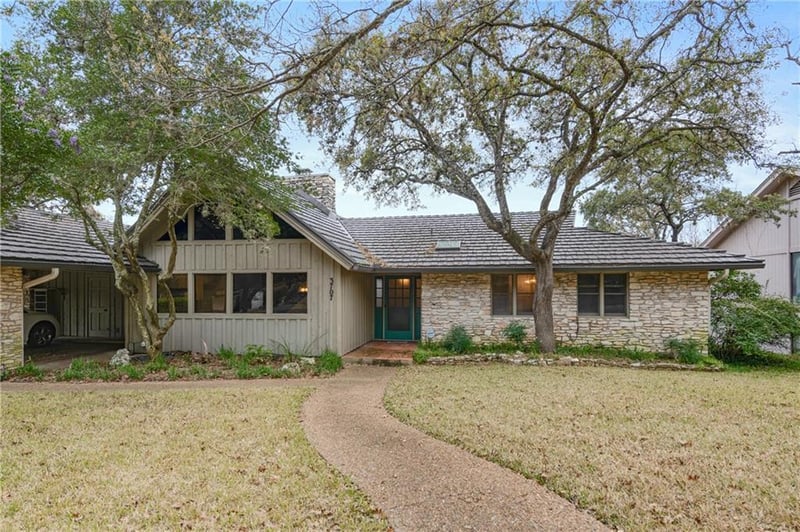 Virtual tour of 3707 Hidden Holw