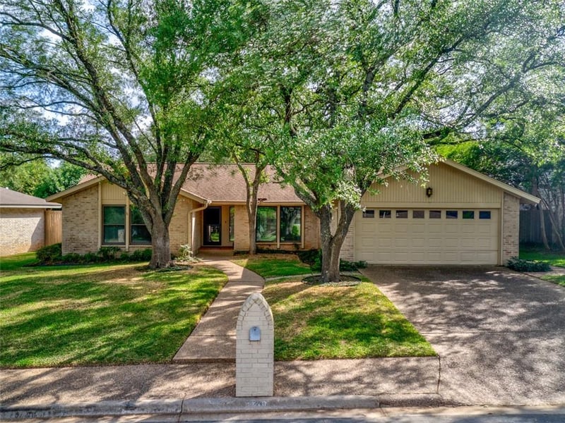 Virtual tour of 3709 Green TRL
