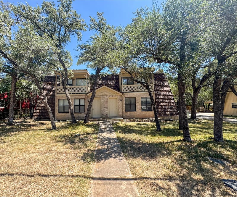 Virtual tour of 3709 Rocky Hollow TRL Unit #A&B