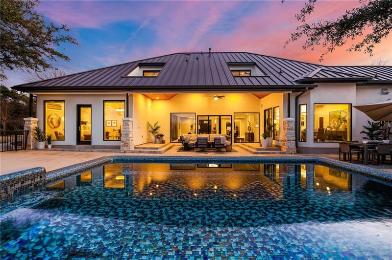 Virtual tour of 3710 Barton Creek BLVD