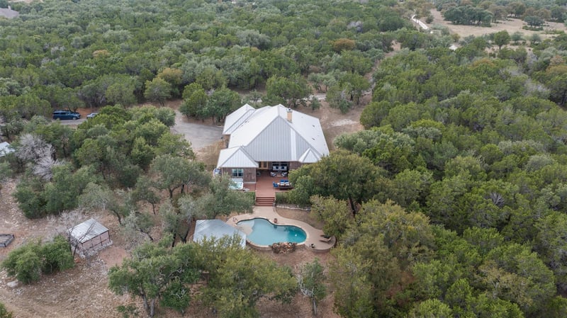 Virtual tour of 3740 County Road 207