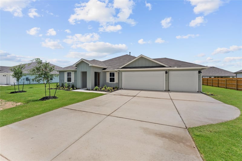 Virtual tour of 375 Elkins Prairie Dr