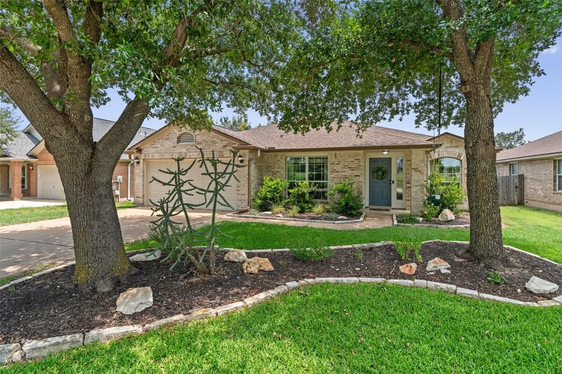 Virtual tour of 3763 Rod Carew DR