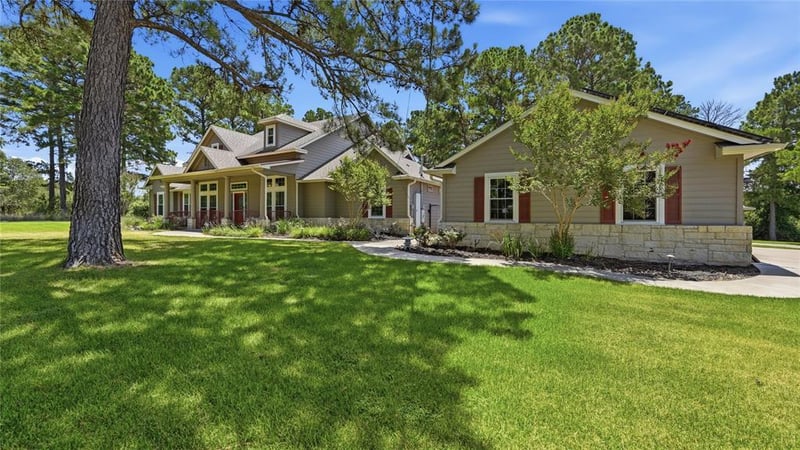 Virtual tour of 379 Matthew CV