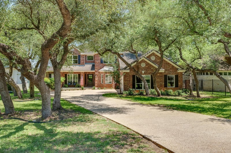 Virtual tour of 38 Cottondale Rd