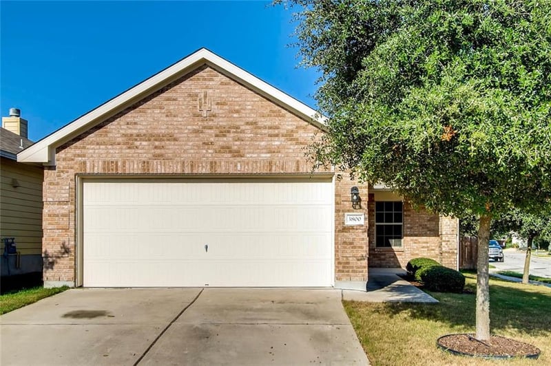 Virtual tour of 3800 Carbondale Ave