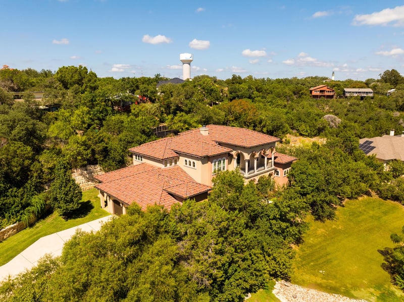 Virtual tour of 3800 Scenic Overlook TRL