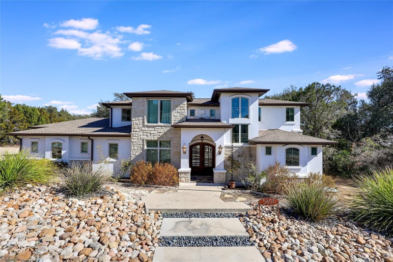Virtual tour of 3801 Boone DR