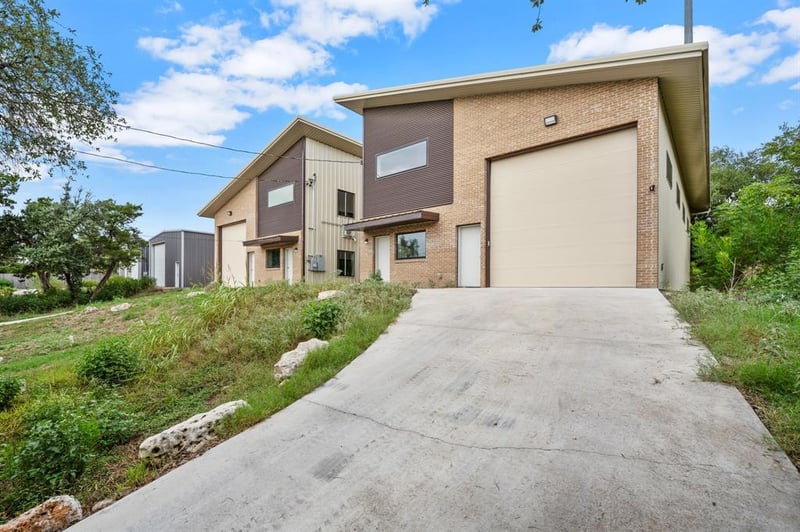 Virtual tour of 3802 Houston ST