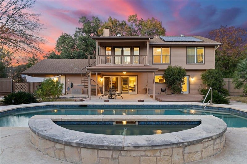 Virtual tour of 3803 Frodo CV