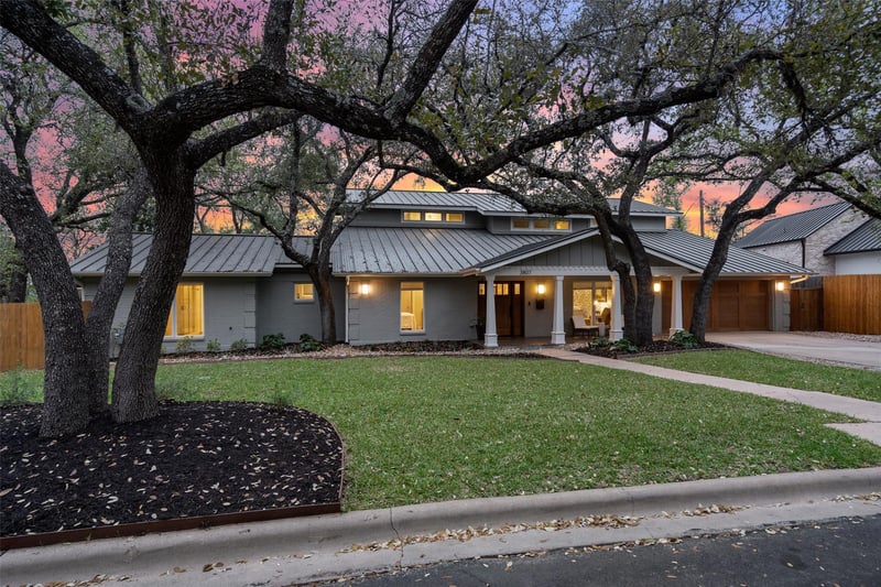 Virtual tour of 3807 Rockledge DR