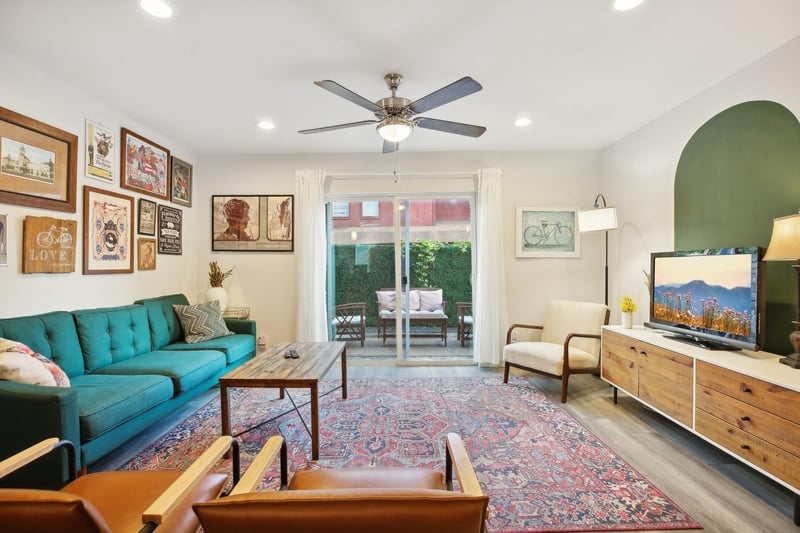 Virtual tour of 3810 Southway DR Unit #104