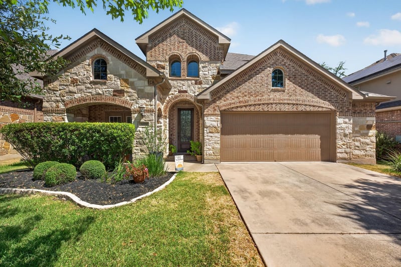 Virtual tour of 3813 Campfire DR
