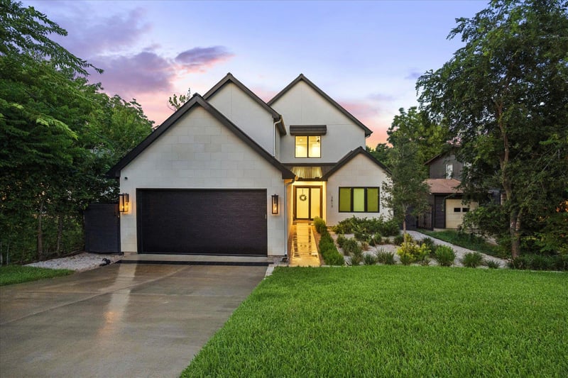 Virtual tour of 3813 Wilson ST