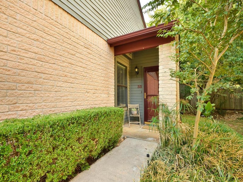 Virtual tour of 3815 Manchaca Rd Unit #33