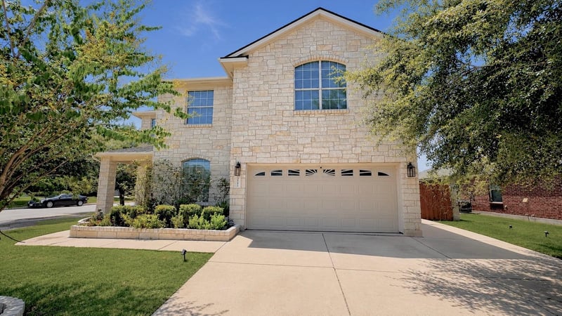 Virtual tour of 3817 Heron Roost Pass